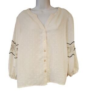 Adrienne Vittadini‎ Ivory Blouse With Bell Sleeves Crochet Elbows Button Up Sz M